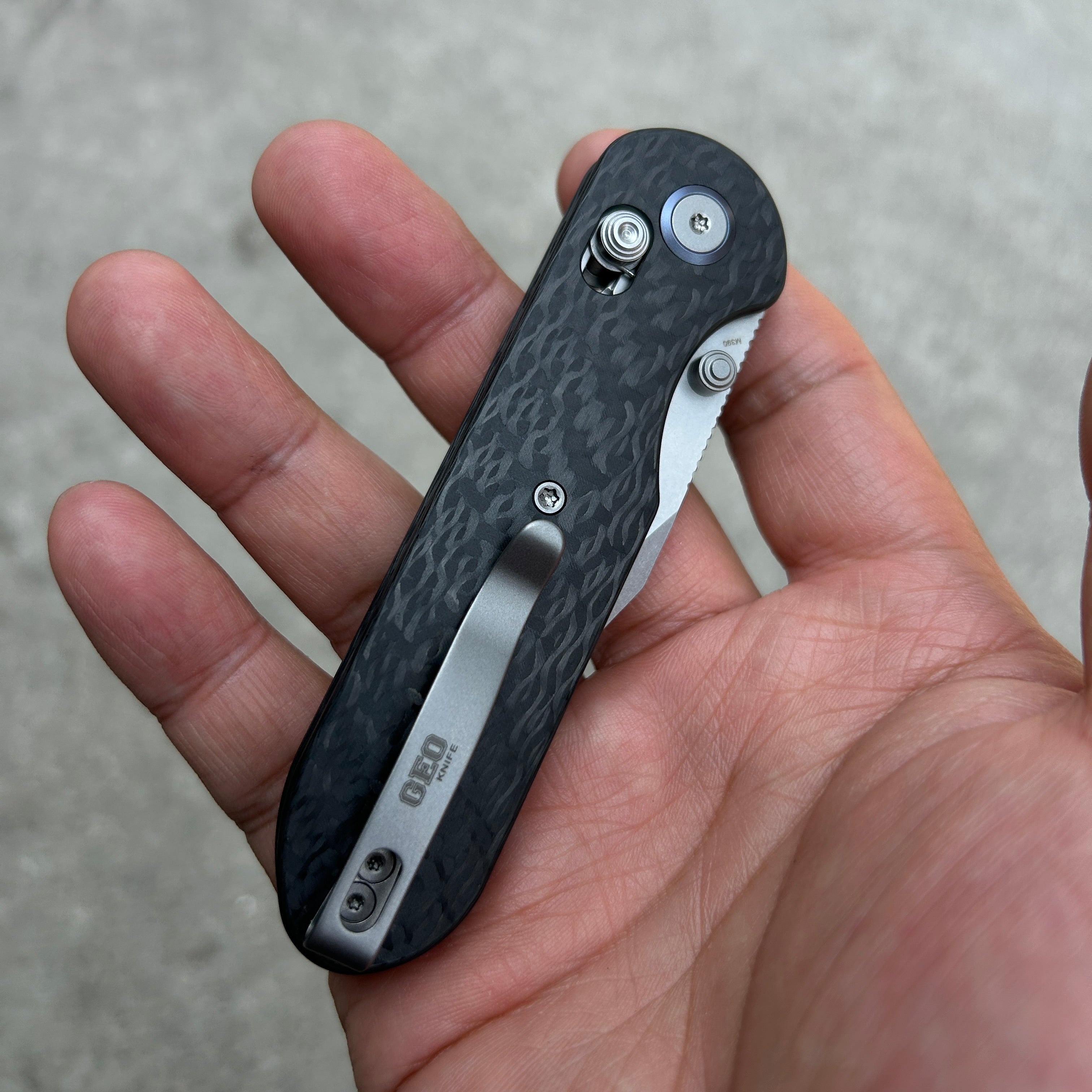(Pre-order) : Geo knife Ethereal Cutter Axis lock Folding Knife Black Carbon Fiber Handle 3.03" Stonewash Bohler M390 Blade GEO2401K