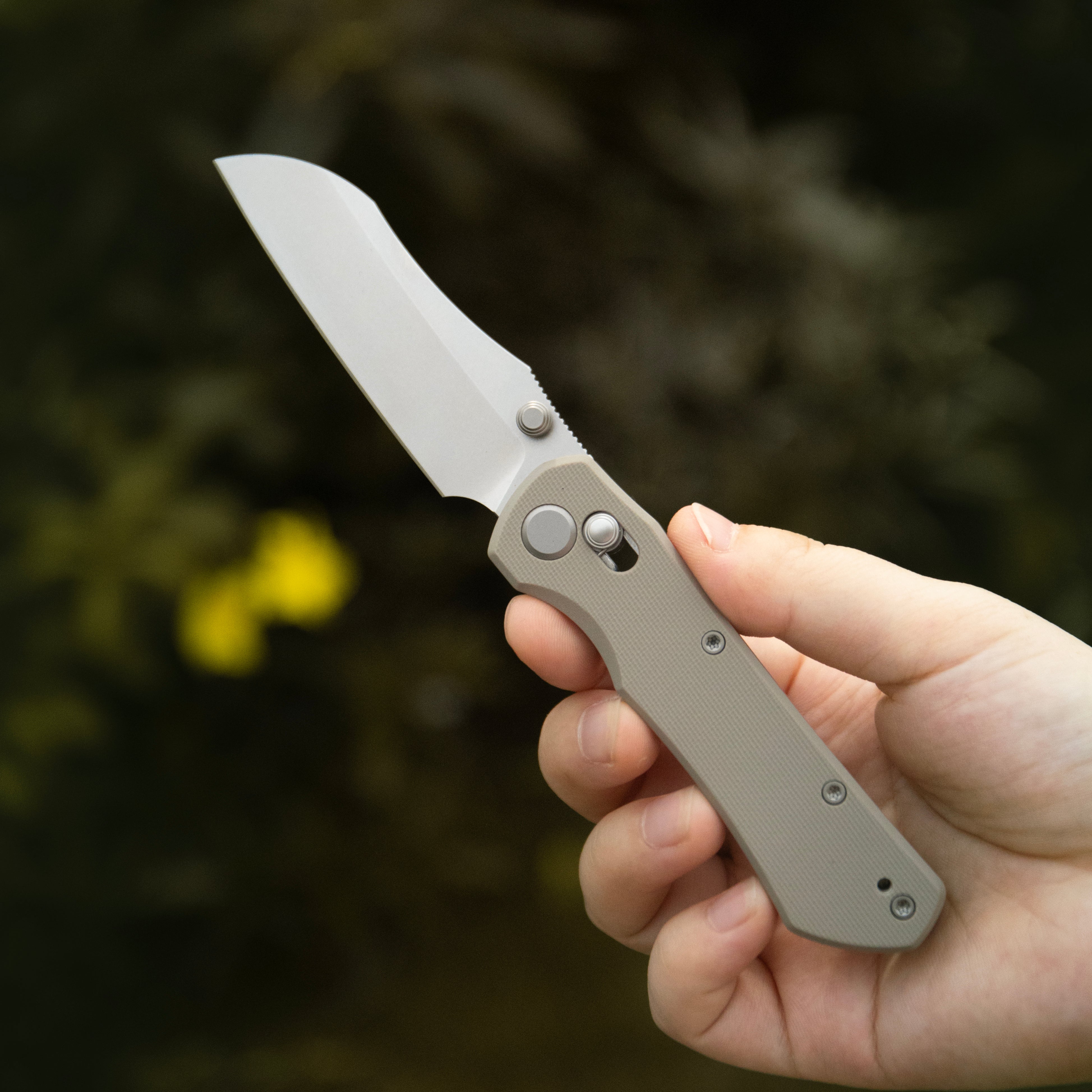 GEO Knife Komodo Crossbar lock Folding Knife Khaki G10 Handle 3.1" Stonewash Bohler M390 Blade GEO2509J