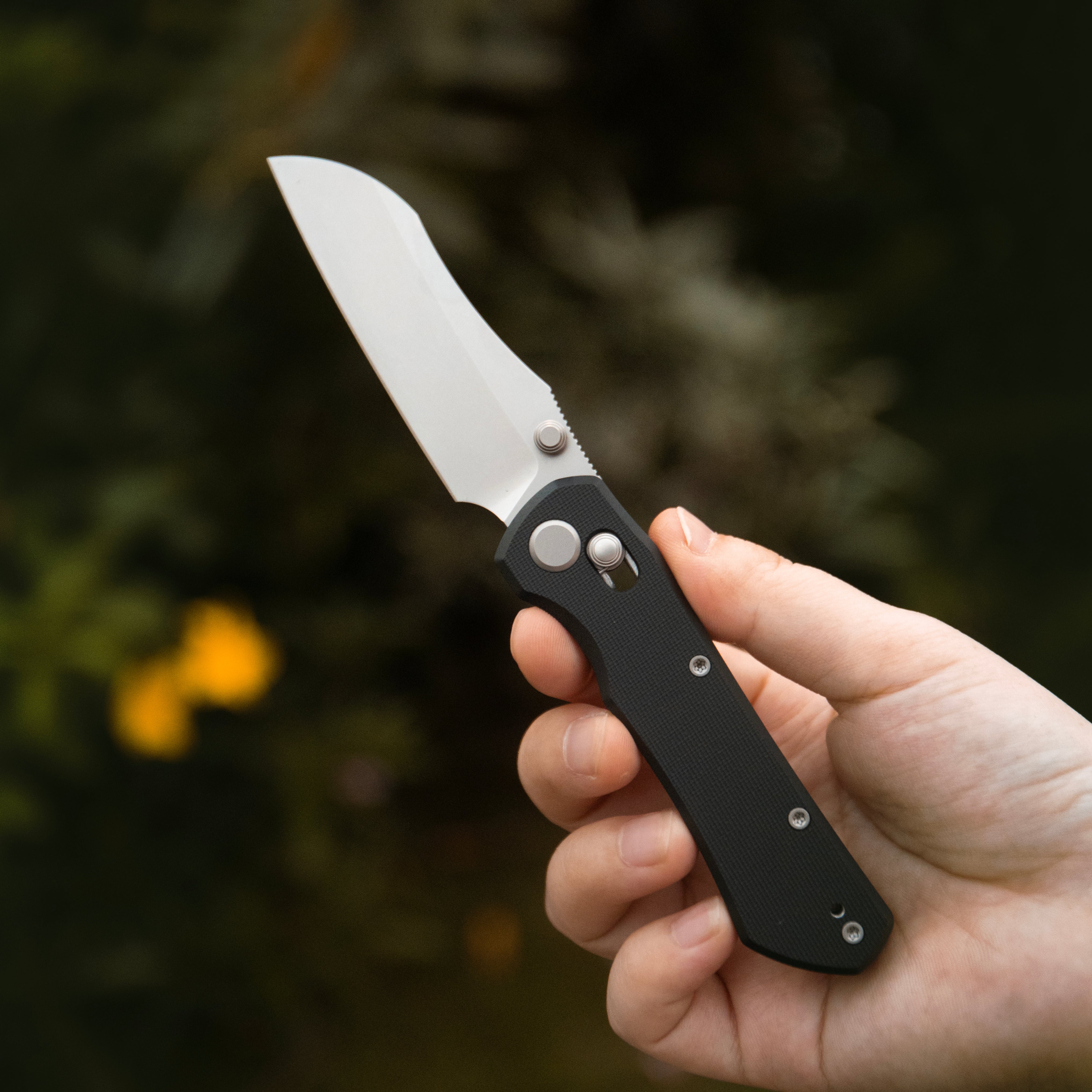 GEO Knife Komodo Crossbar lock Folding Knife Black G10 Handle 3.1