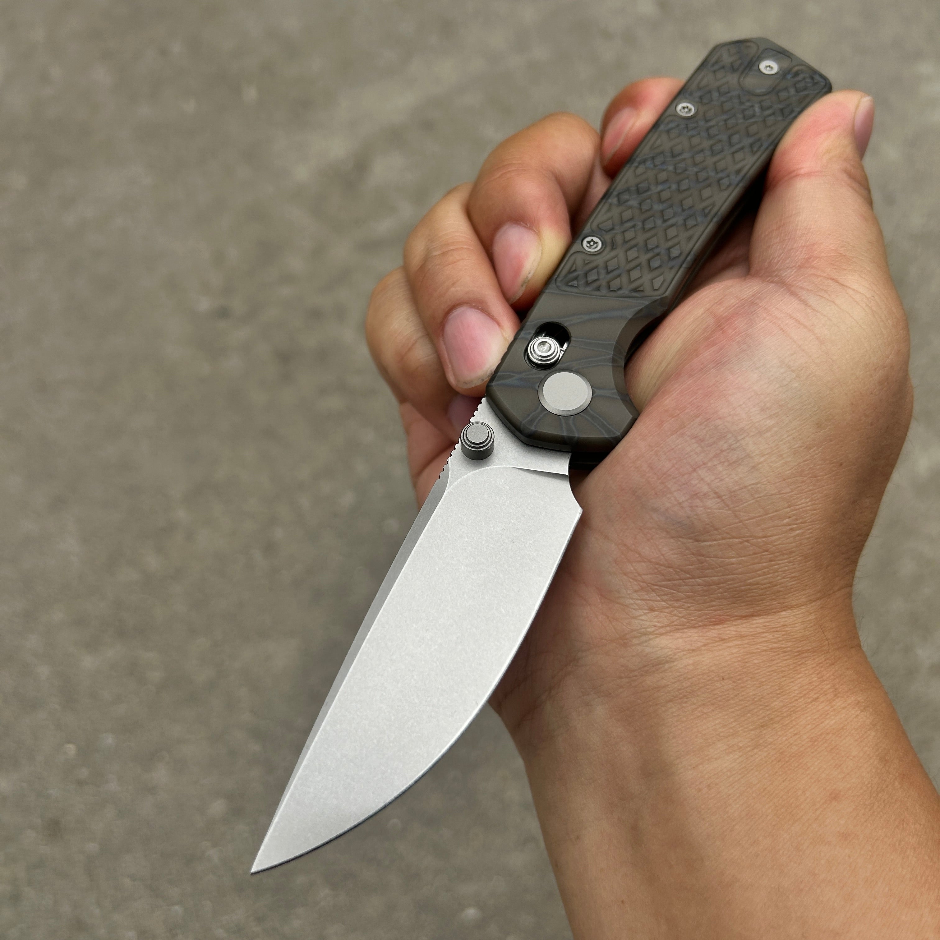 (Pre-order) : Geo knife Blaze Axis lock Folding Knife Tiger Stripe Pattern Flamed  6AL4V Titanium Handle 3.4" Stonewash Bohler M390 Blade GEO2502C