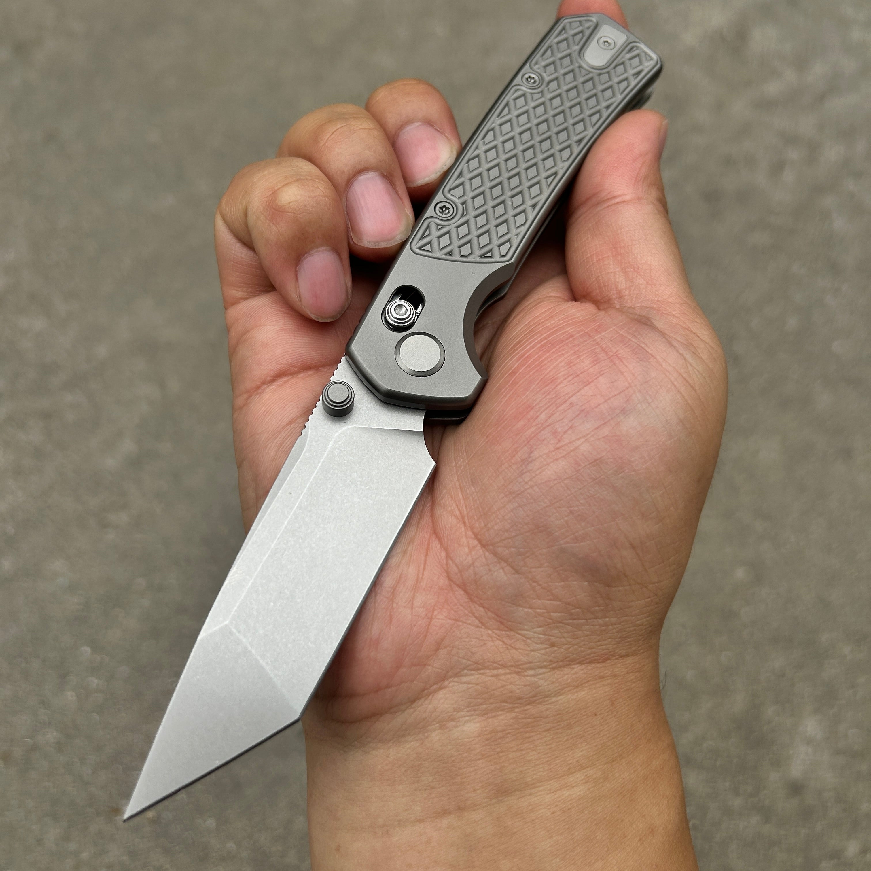 (Pre-order) : Geo knife Blaze Axis lock Folding Knife Gray 6AL4V Titanium Handle 3.3" Stonewash Bohler M390 Blade GEO2503A