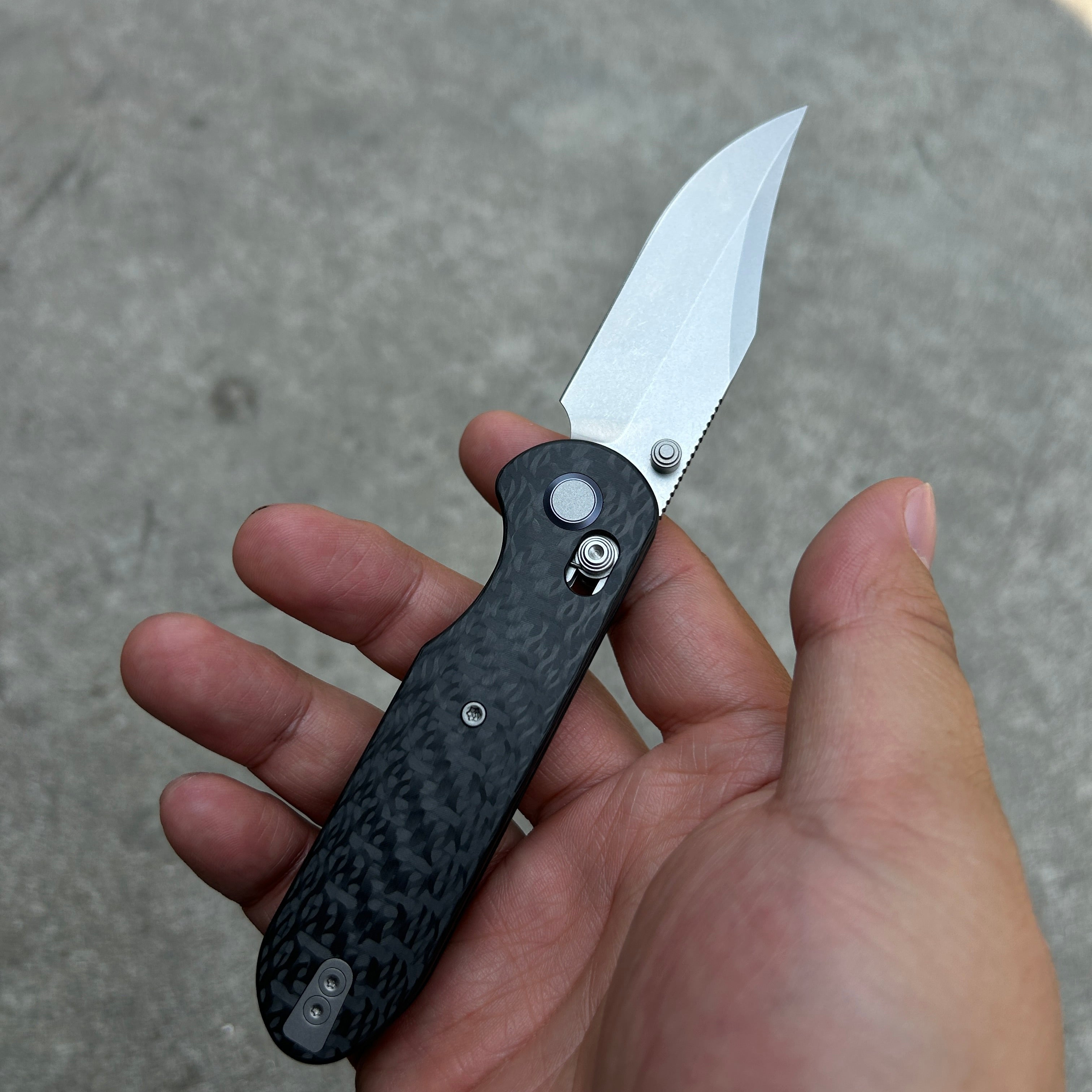 (Pre-order) : Geo knife Ethereal Cutter Axis lock Folding Knife Black Carbon Fiber Handle 3.03" Stonewash Bohler M390 Blade GEO2401K
