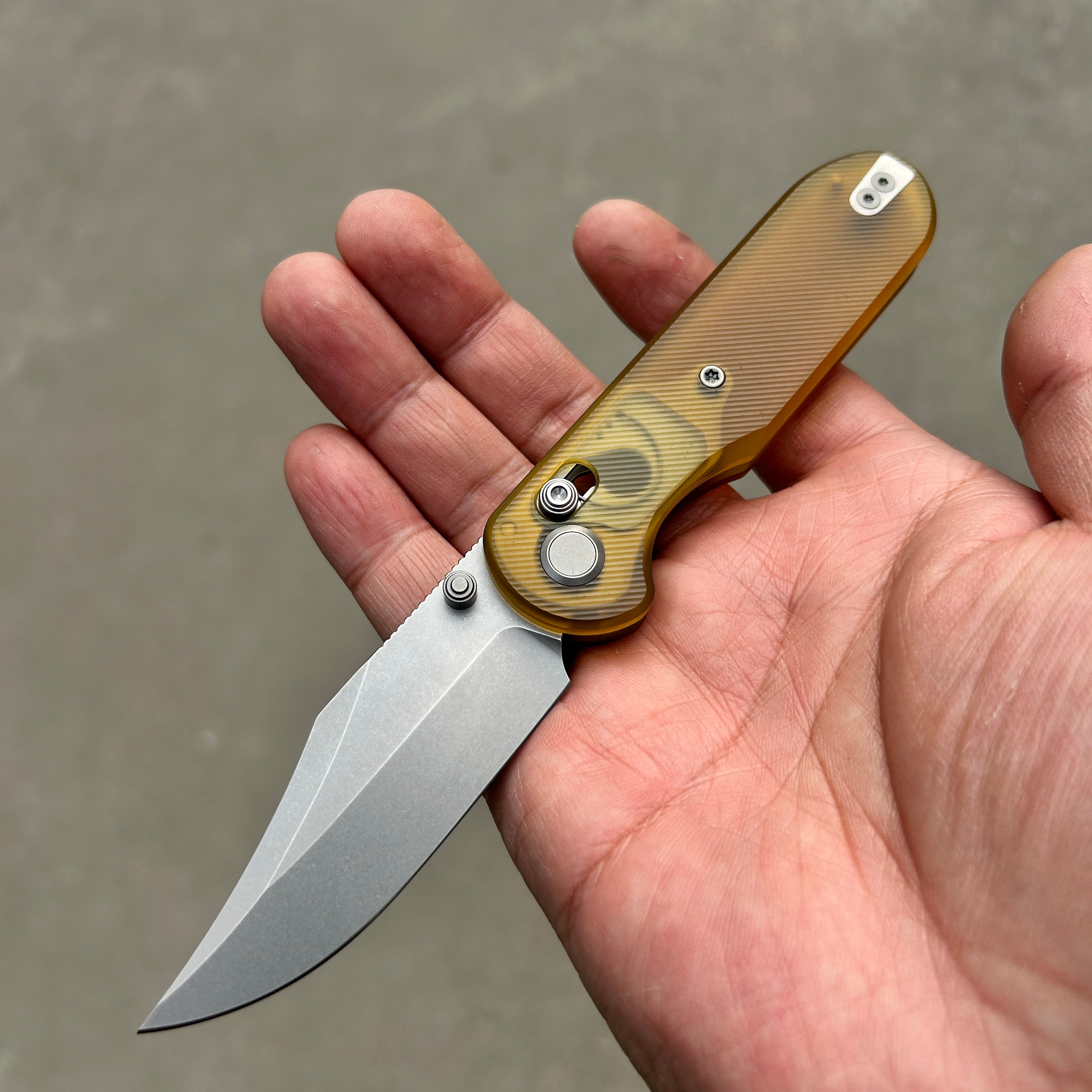(Pre-order) : Geo knife Ethereal Cutter Axis lock Folding Knife Ultem Handle 3.03" Stonewash Bohler M390 Blade GEO2401E