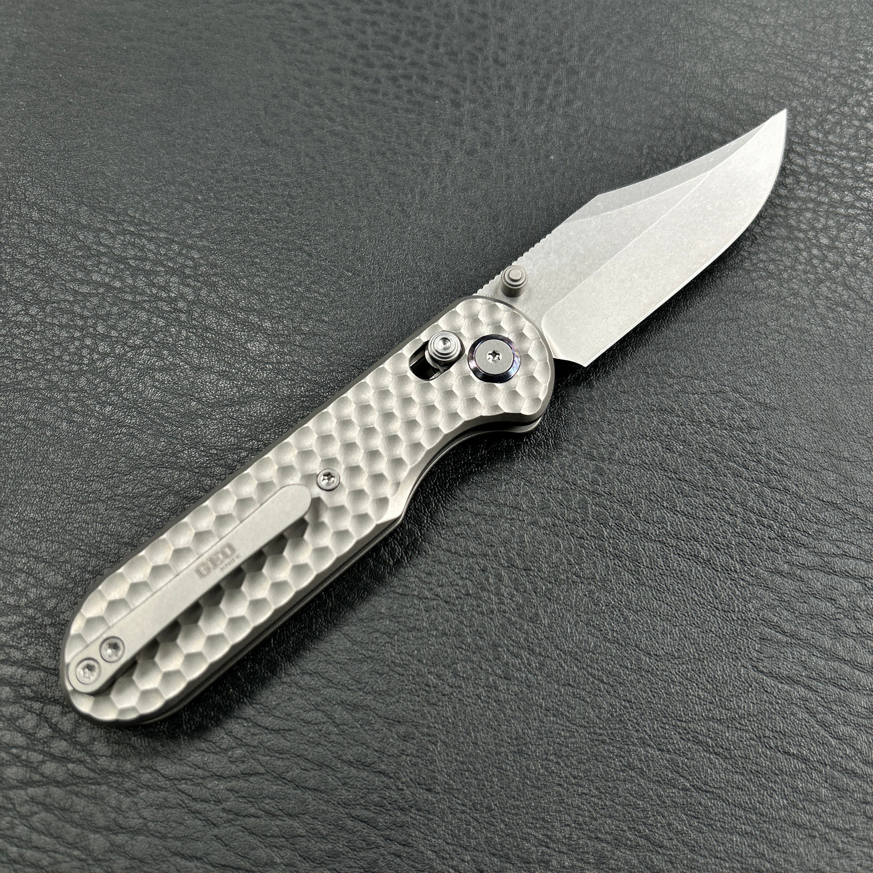 Geo knife Ethereal Cutter Axis lock Folding Knife Gray 6AL4V Titanium Handle 3.03" Stonewash Bohler M390 Blade GEO2401A