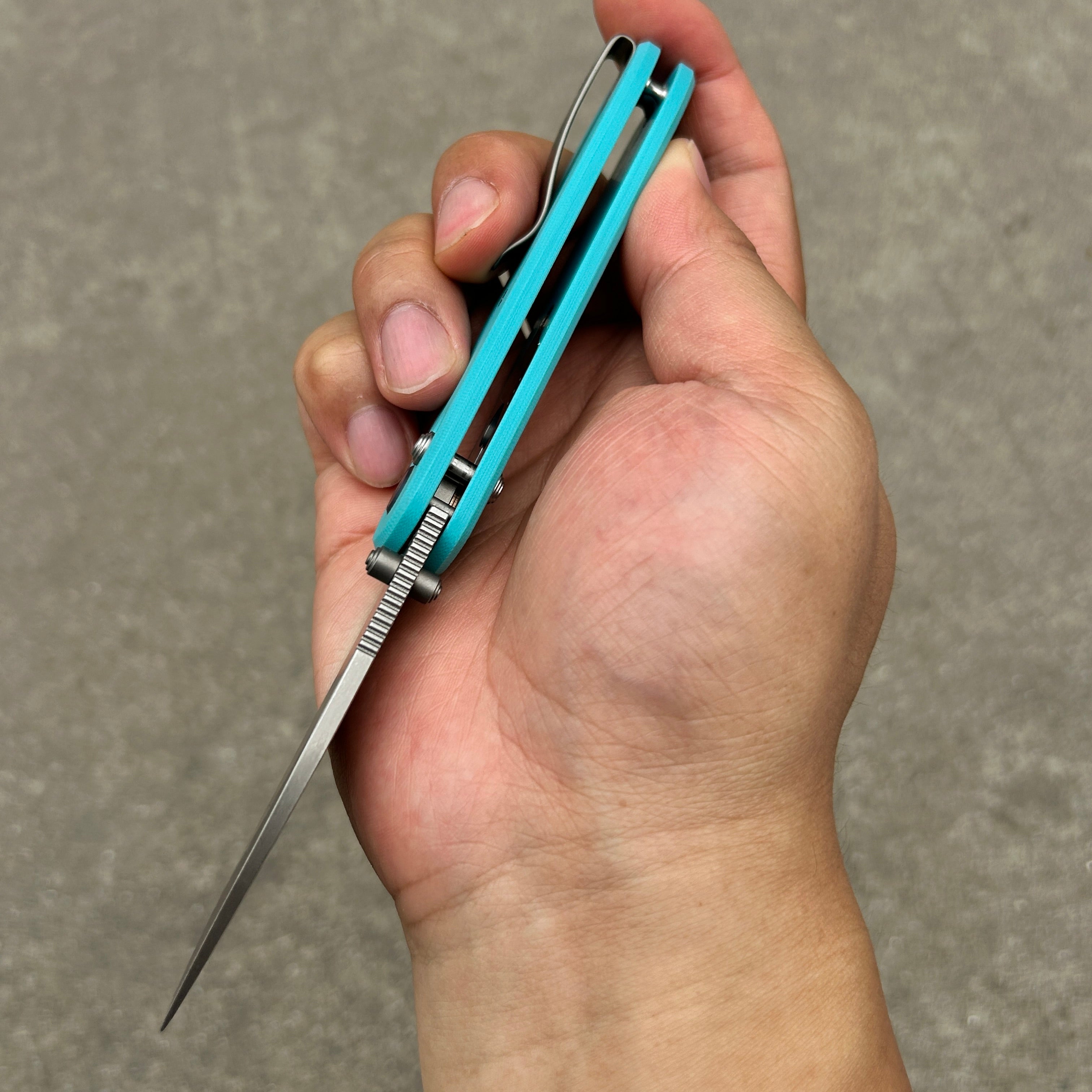 (Pre-order) : Geo knife Ethereal Cutter Axis lock Folding Knife Tiffany Blue G10 Handle 3.03" Stonewash Bohler M390 Blade GEO2402G
