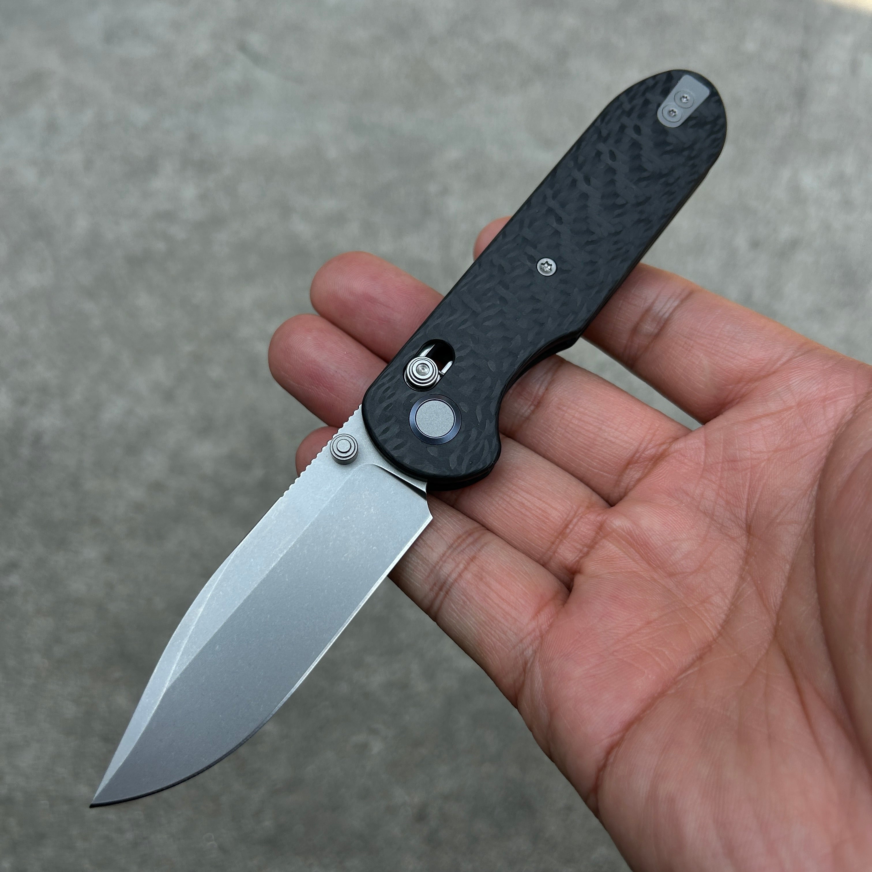 (Pre-order) : Geo knife Ethereal Cutter Axis lock Folding Knife Black Carbon fiber Handle 3.03" Stonewash Bohler M390 Blade GEO2402K